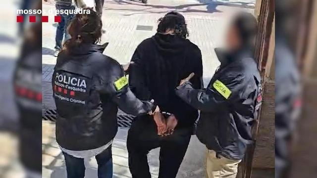 Els Mossos detenen un home per agredir sexualment i intentar matar una dona