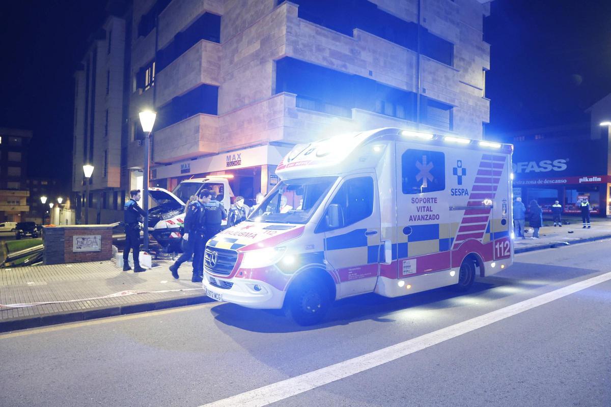 Brutal accidente de tráfico en Gijón con dos fallecidos