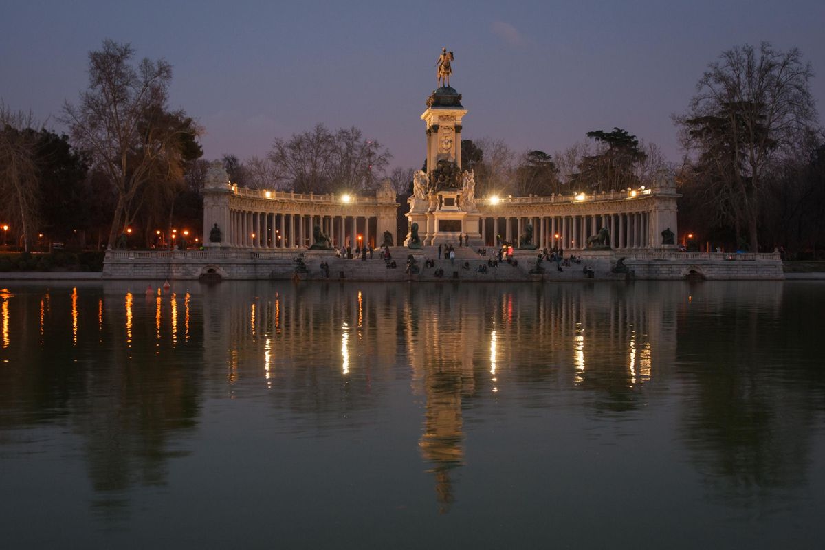 Estanque del Parque del Retiro de Madrid.