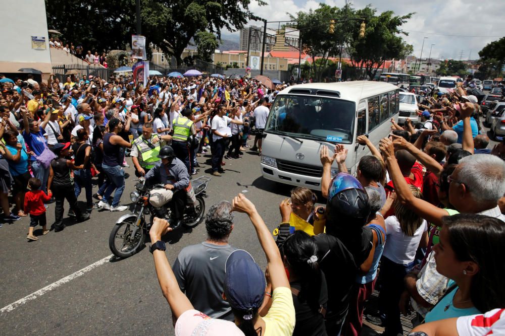 Los venezolanos votan en masa contra la Asamblea Constituyente de Maduro