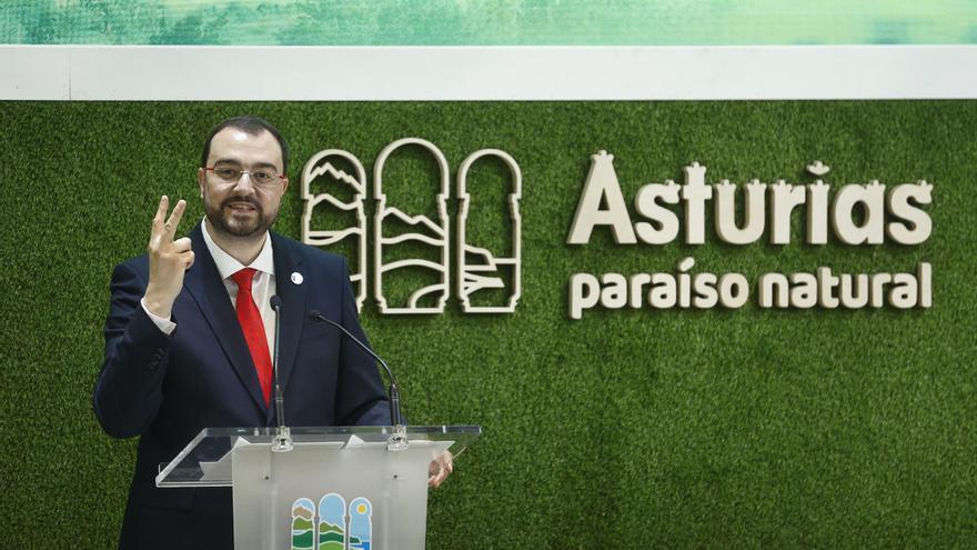 Barbón saca pecho en Fitur, pero lanza un aviso: "No queremos turismo masificado en Asturias"