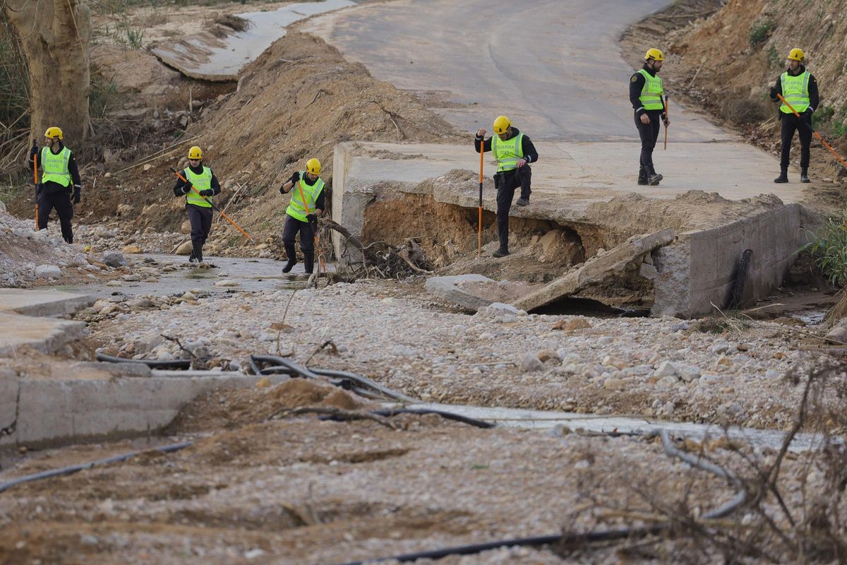 "La lluvia nos vuelve a recordar lo que no hemos hecho"