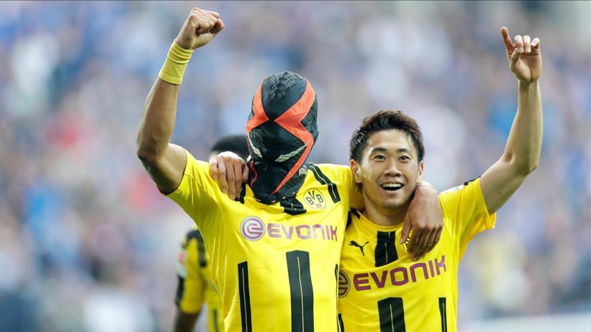 Aubameyang respondió con su 'máscara Nike' a la sanción del Dortmund
