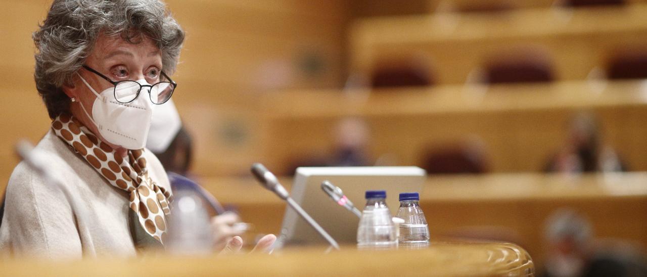 La administradora única de RTVE, Rosa María Mateo, en el Senado