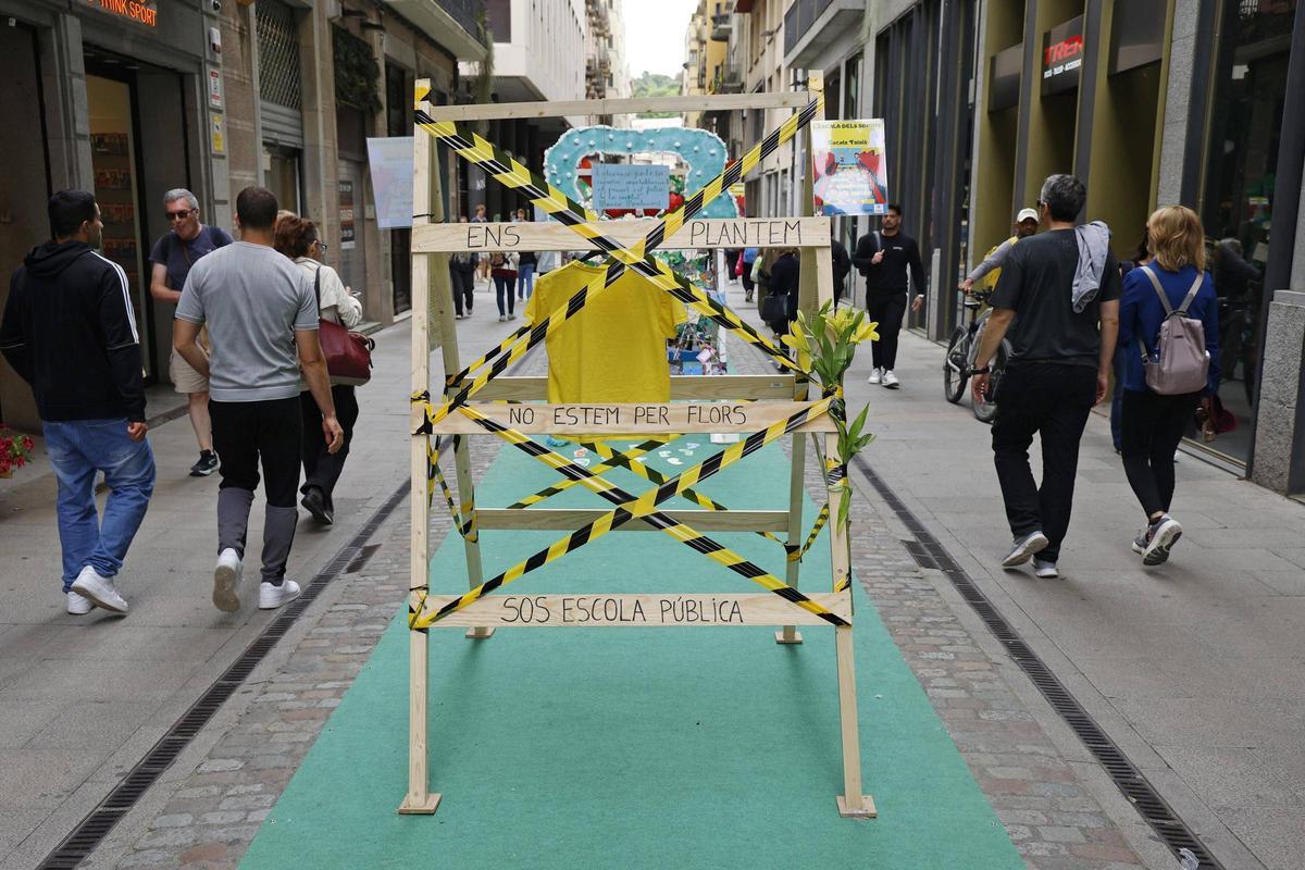 Les escoles públiques porten la protesta a Temps de Flors
