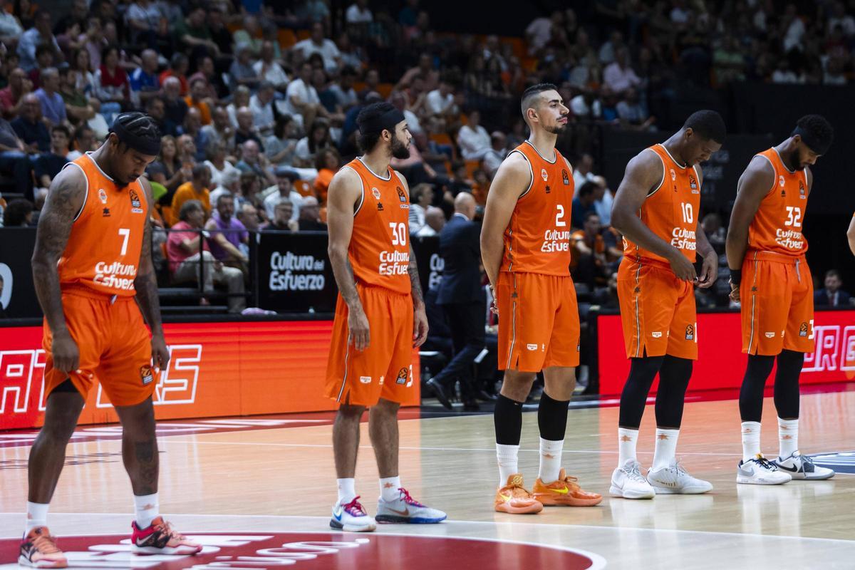Los jugadores del Valencia BC, en el partido del viernes ante el Mónaco