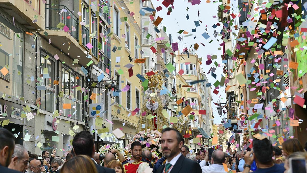 Así ha sido la procesión de las aleluyas en Elche