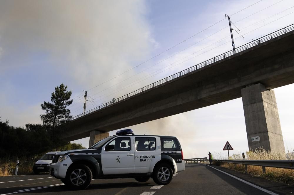 Incendio forestal en Lalín