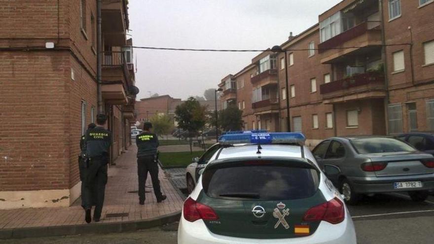 Un guardia civil y su mujer hallados muertos por disparos en Salamanca