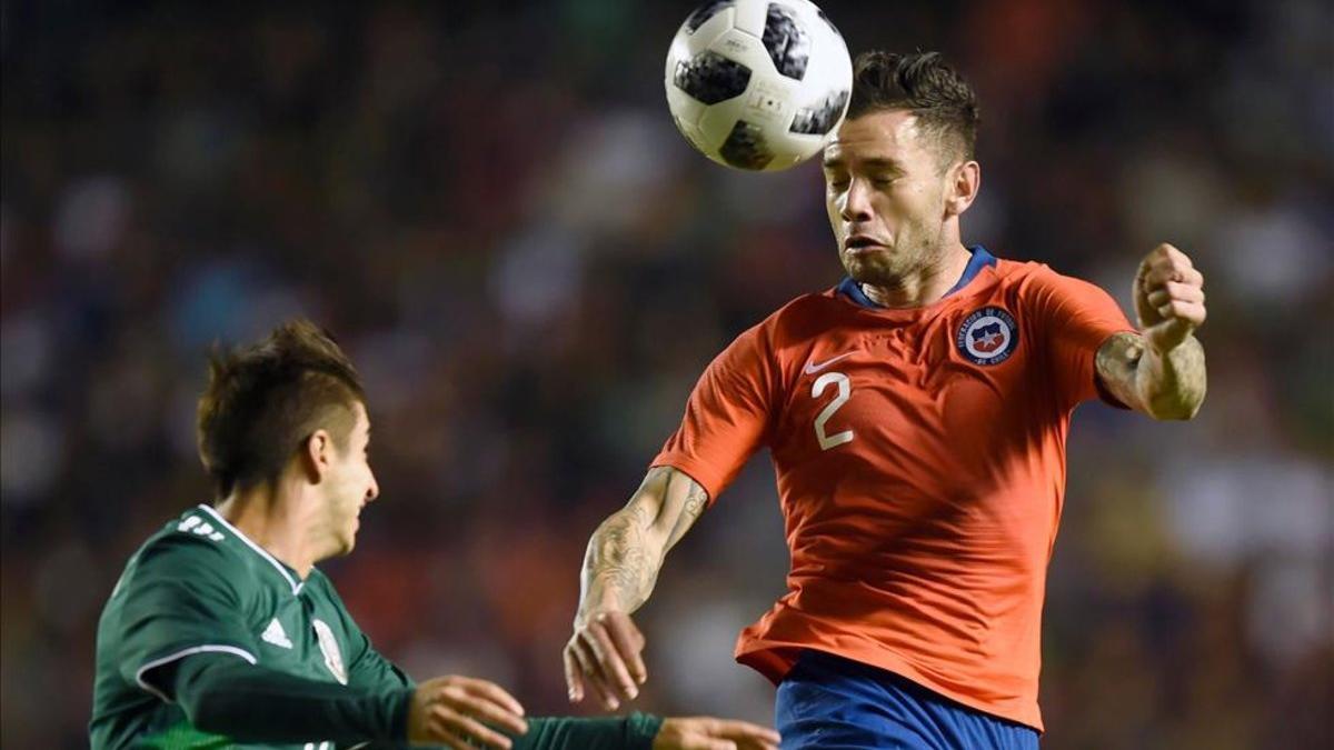 Chile derrotó 1-0 a México en amistoso