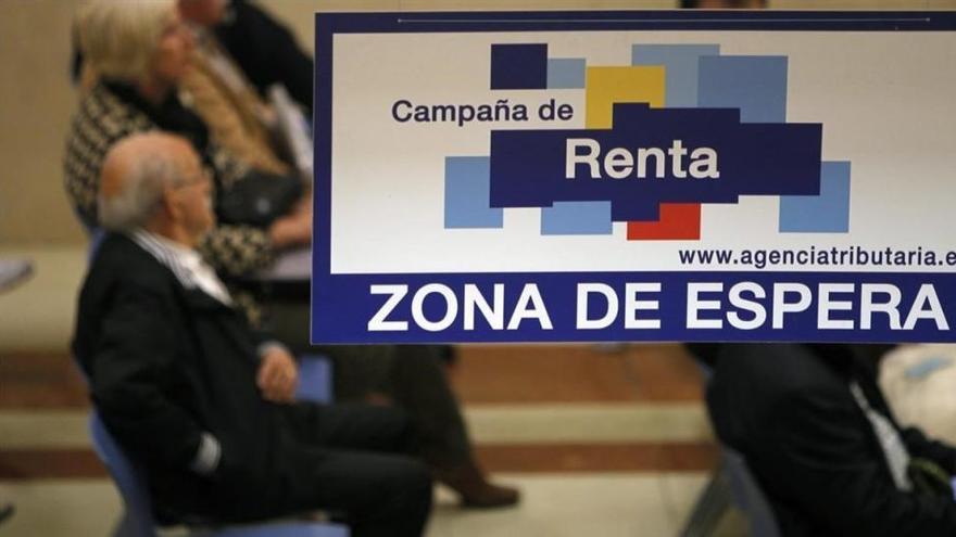 Ocho de cada diez euros declarados en el impuesto sobre la renta son salarios