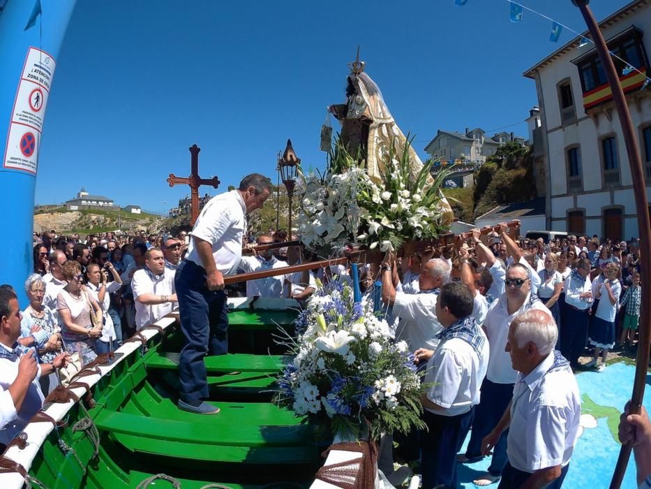 Procesión de la Virgen de El Carmen en Tapia