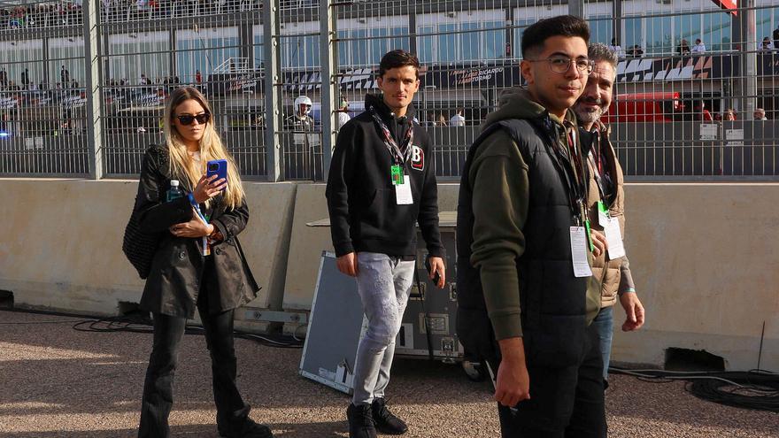 Los VIP en el GP de MotoGP en Cheste: Mateu Lahoz, &#039;Piojo&#039; López, Victoria Federica...