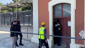 Desallotjats els ocupes de l’estació de Renfe de Sant Joan  Despí