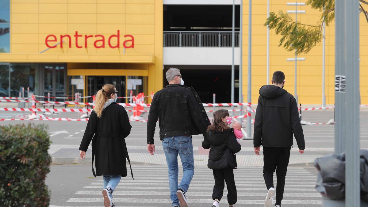 Centros comerciales abiertos hoy en Valencia.