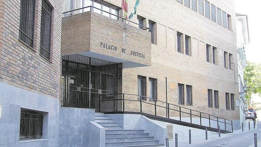 El juzgado de Montilla suspende su actividad ordinaria por «falta de personal»