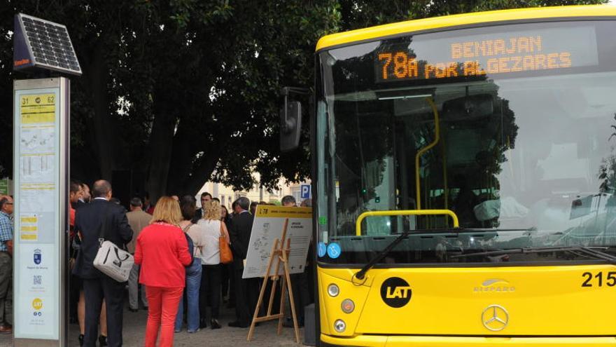 Uno de los autobuses de la Costera Sur.