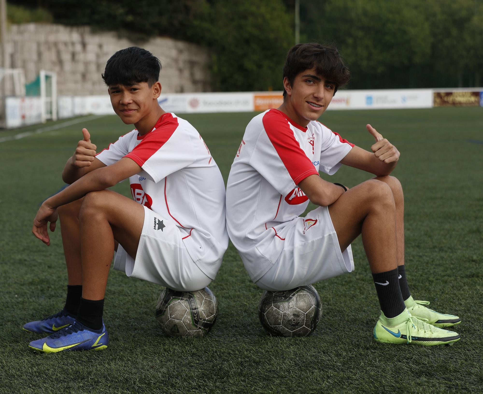 Pedro Fernández y Pedro Villar, en el campo de Condomínguez. 