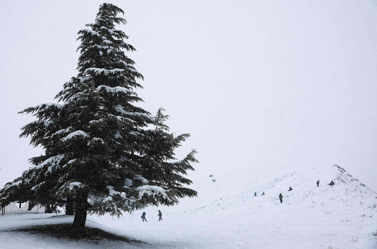 Fuertes nevadas en el sur de California