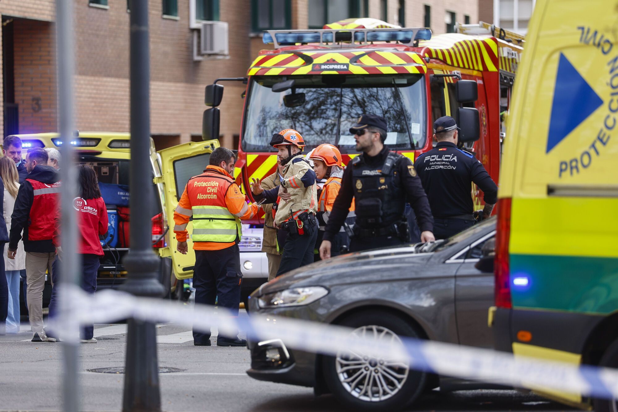 El incendio e un garaje de Alcorcón, en imágenes.