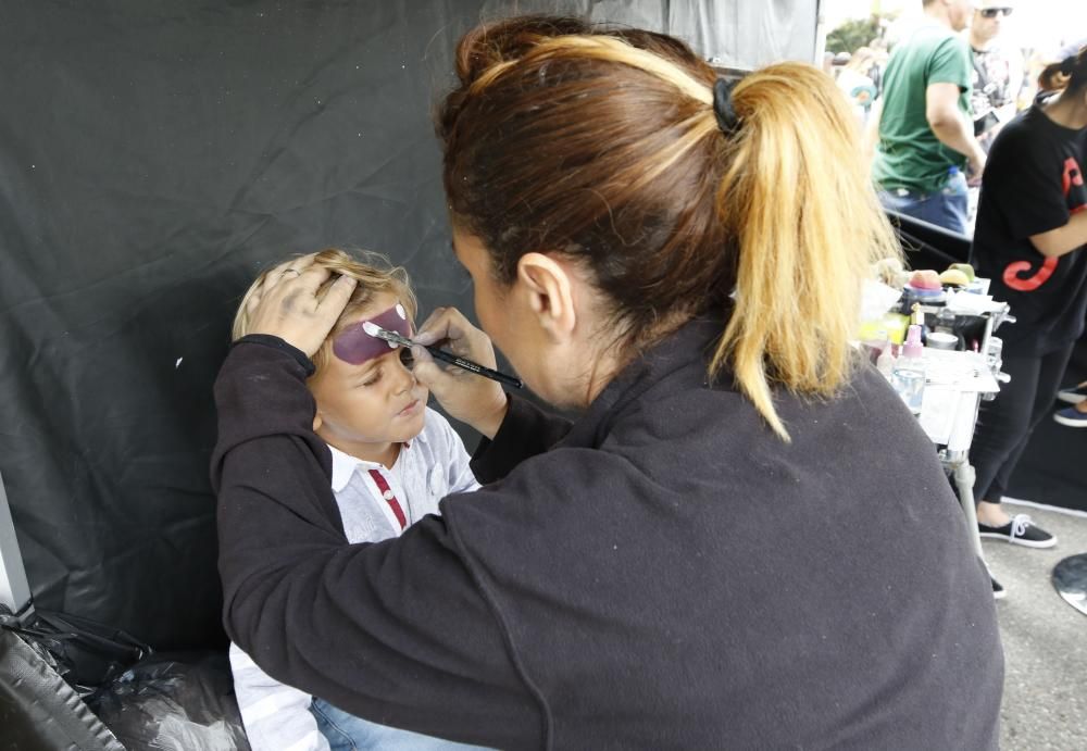 Más de 5.000 personas realzan la jornada de puertas abiertas celebrada en la planta.