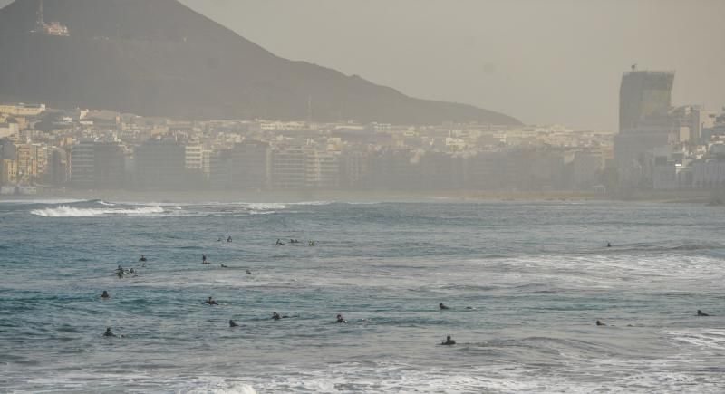 Surf en la zona de La Cícer