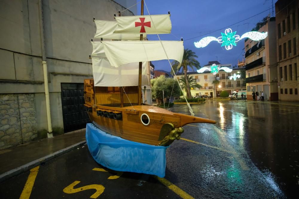 Procesión de las Fiestas Mayores de Elda en honor a la Virgen de la Salud suspendida por la lluvia