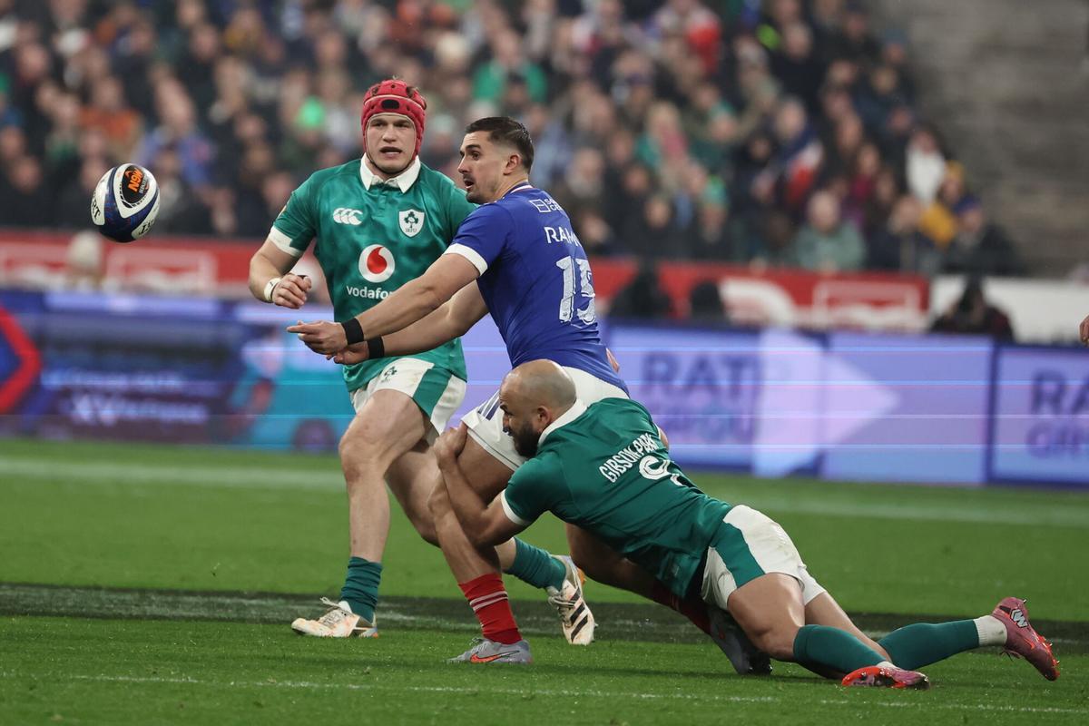 El zaguero francés Thomas Ramos en su partido del Seis Naciones ante Irlanda