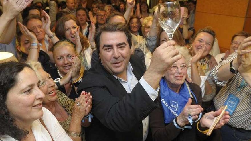 Carlos Negreira, el día de su histórica victoria en las locales de 2011.