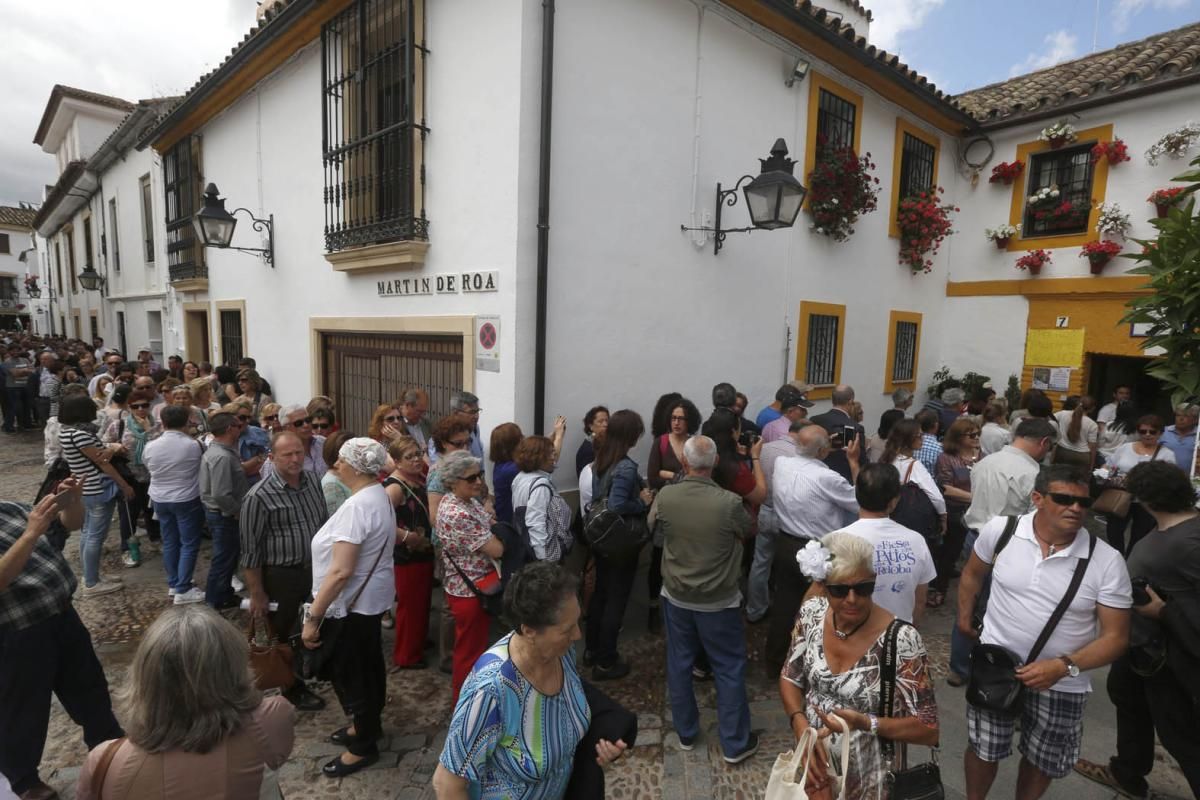 Fotogalería / Una multitud visita los patios el último sábado de la fiesta