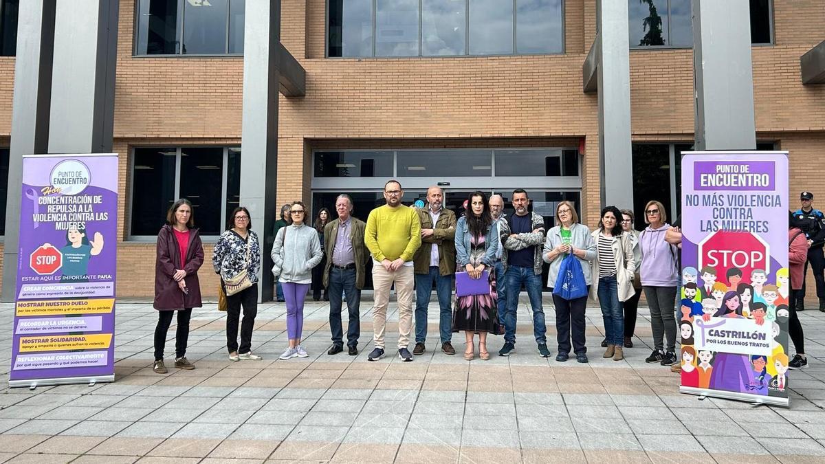 Castrillón pone nombre a las víctimas de la violencia machista