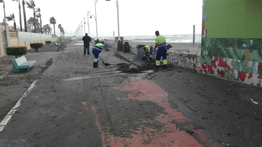 Trabajos en las playas dañadas por el temporal
