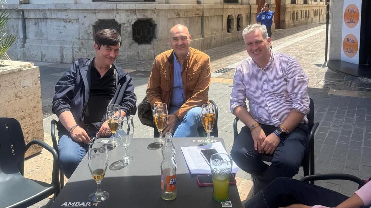 Juventino Jiménez, Sergio Marco y Santiago Riaza el día después de las elecciones del Micof.
