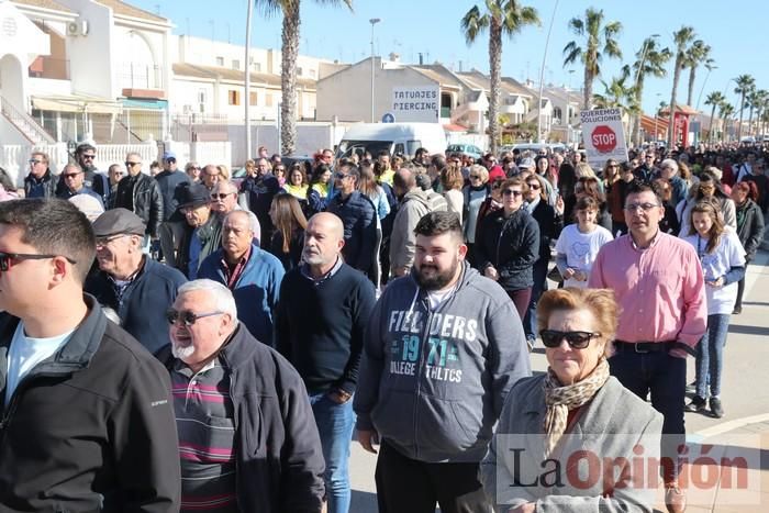 Los Alcázares se echa a la calle para exigir soluciones a las inundaciones