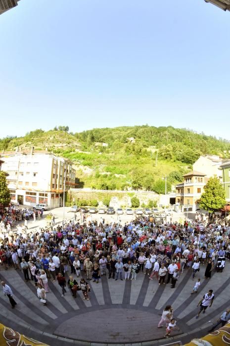 Pregón de Víctor Manuel en Mieres.