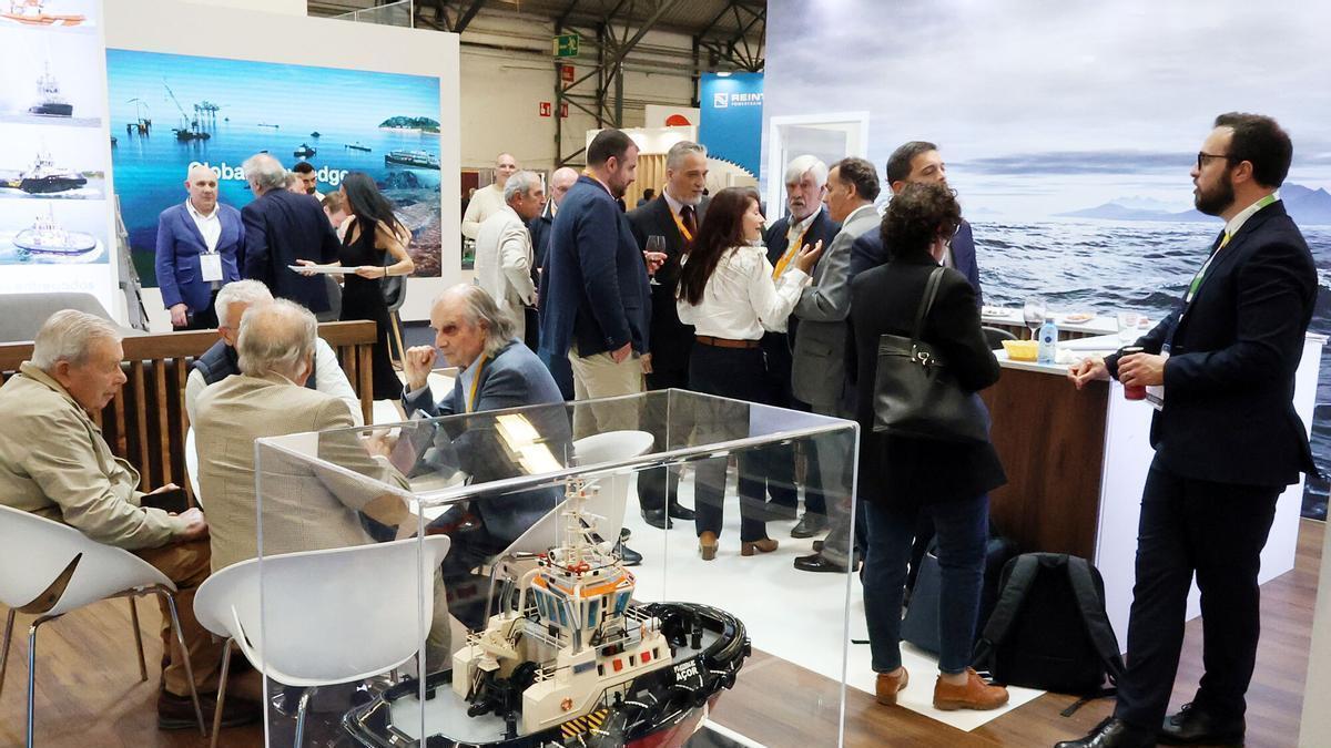Stand del grupo Armón, en una edición anterior de Navalia.