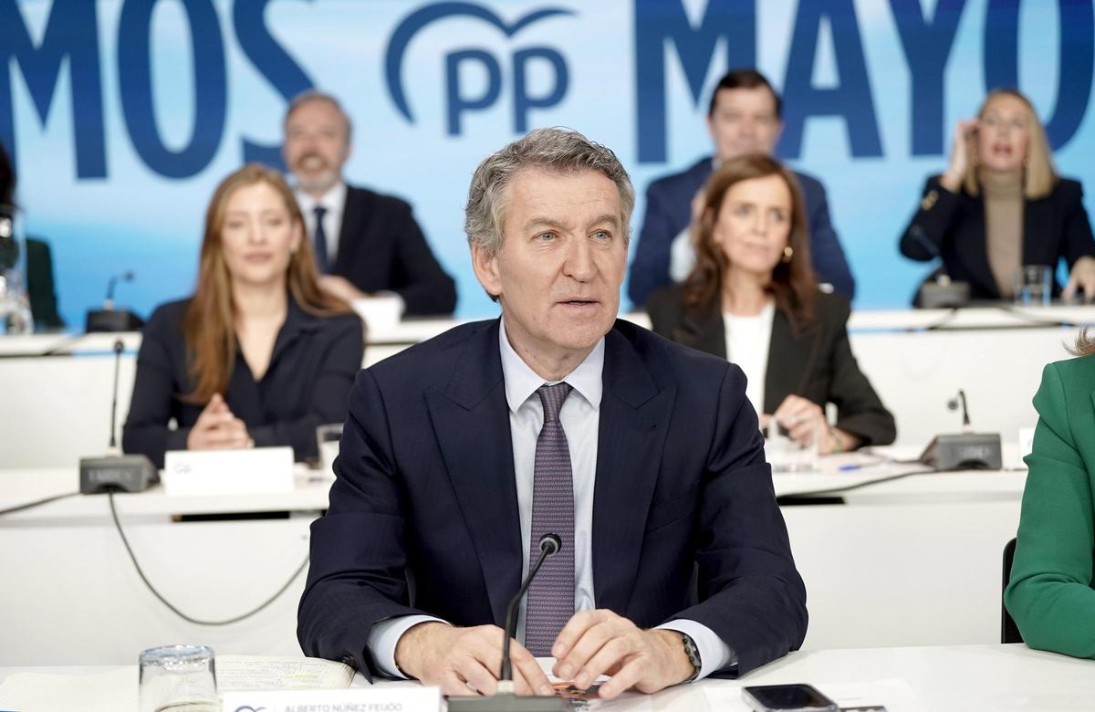 Alberto Núñez Feijóo presideix la Junta Directiva del Partit Popular, a la qual ha acudit Jorge Azcón.