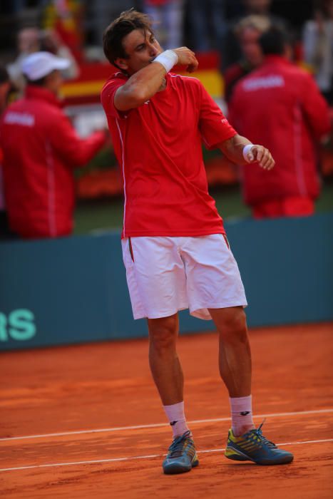 La Armada celebra el triunfo de Ferrer