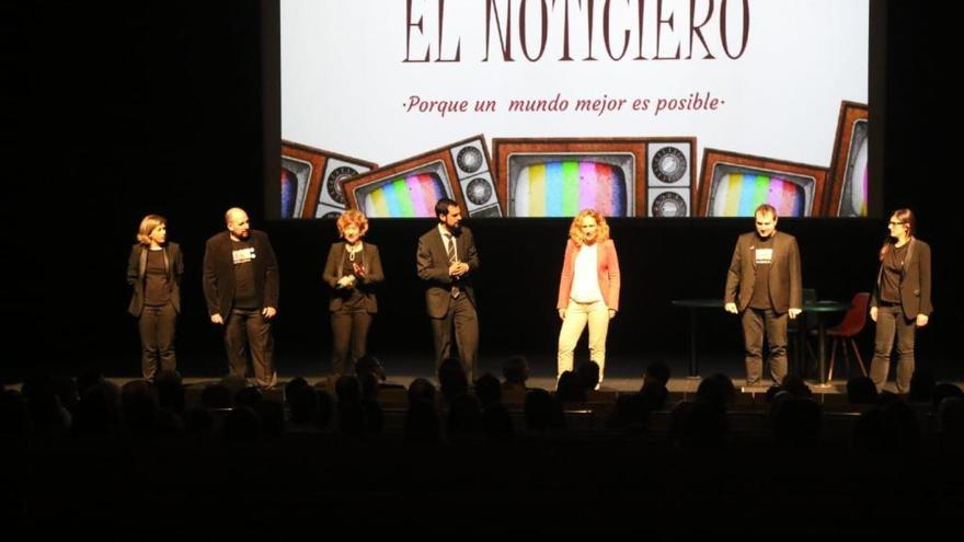 La improvisación se apodera del Teatro Ramos Carrión con la obra &quot;El Noticiero&quot;