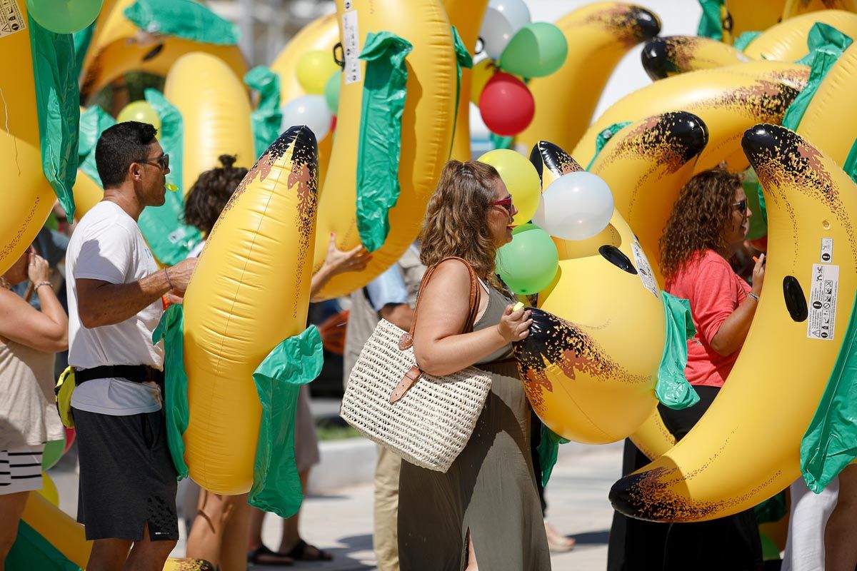 Manifestación en Ibiza para exigir la mejora del plus de residencia de los funcionarios