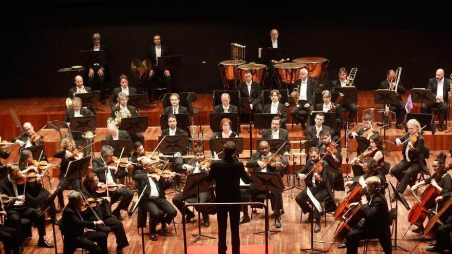 Un momento del concierto de ayer en la Casa de Cultura de Avilés.