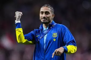 Raphinha raja del arbitraje de Turpin: "Este partido nos lo han robado"