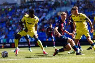 La crónica | Baño de realidad y fútbol de alta escuela del Villarreal B para asaltar El Alcoraz (0-3)