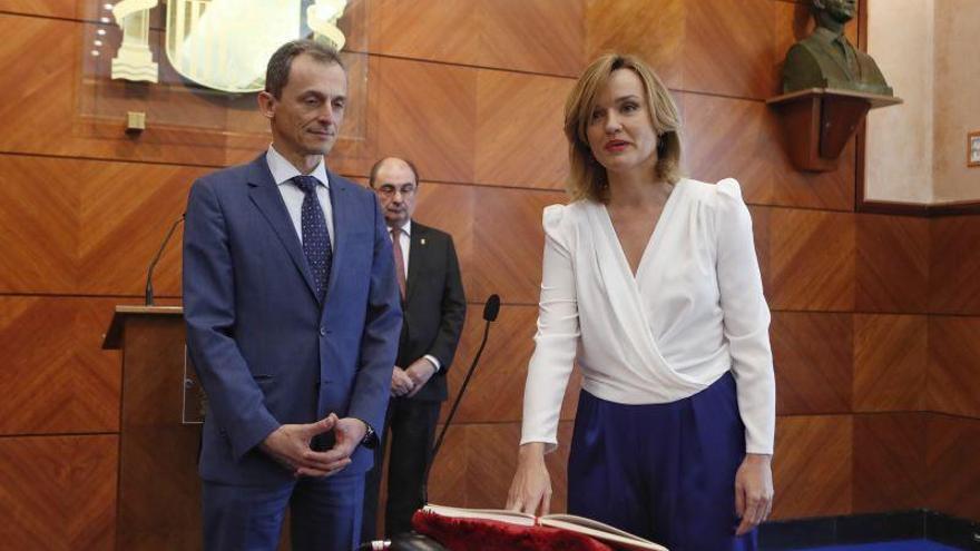 Pilar Alegría asume su cargo de delegada para &quot;tender puentes&quot; entre España y Aragón