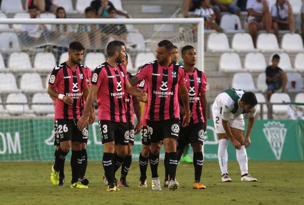 Galería gráfica: El Córdoba CF cae goleado ante el Tenerife.