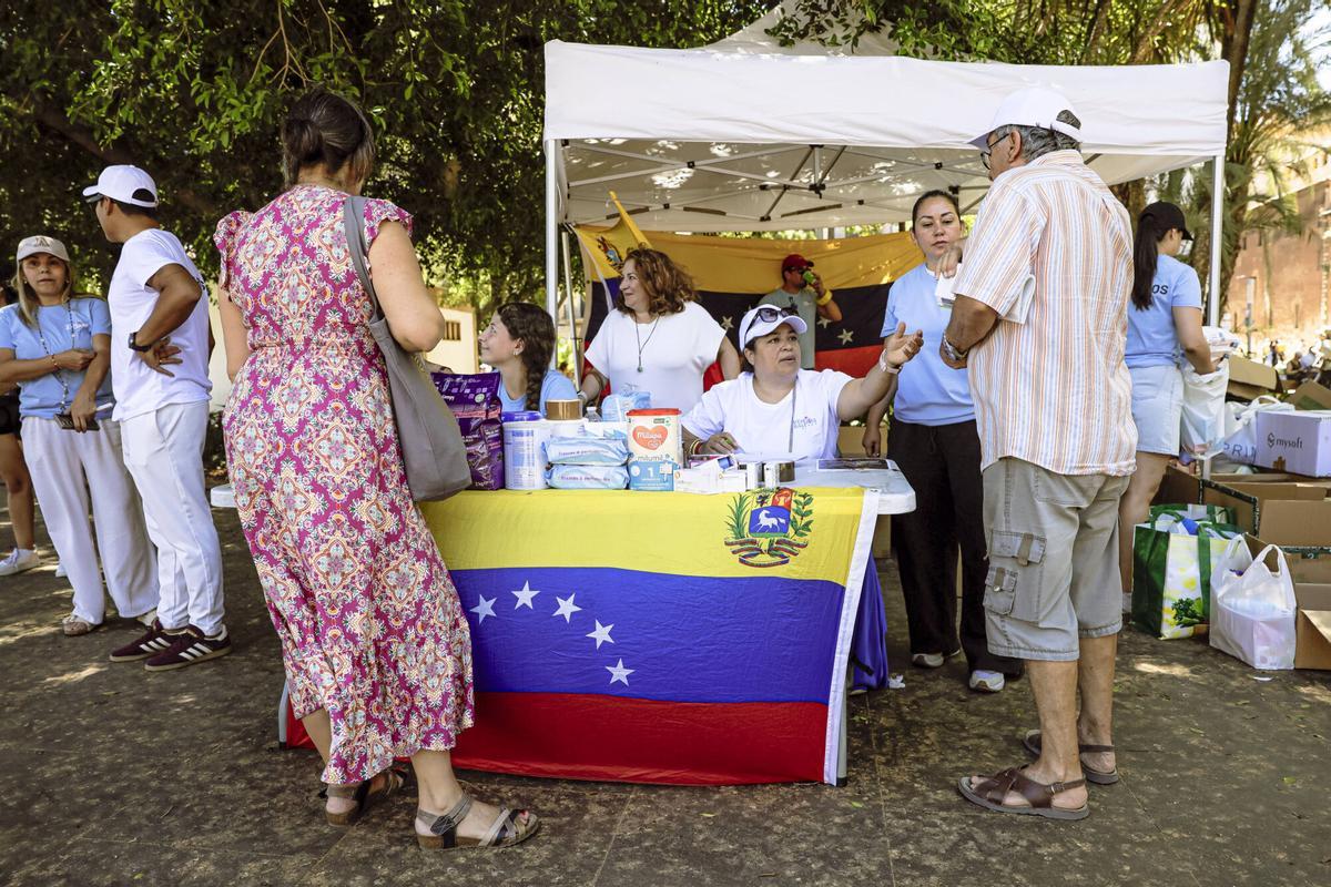 Imágenes de la recogida de donaciones para Venezuela