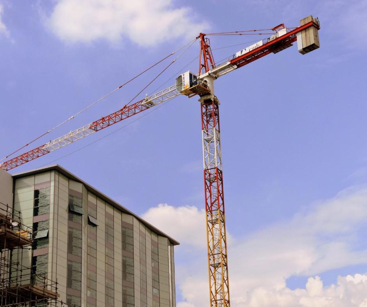 Imagen de archivo de obras de rehabilitación de un edificio.