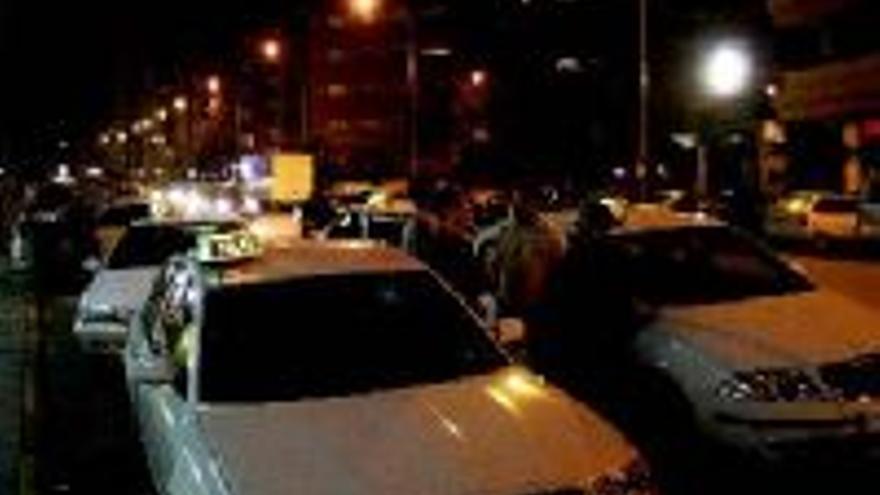 Ninguno de los taxis que operan en la región tiene mampara de seguridad