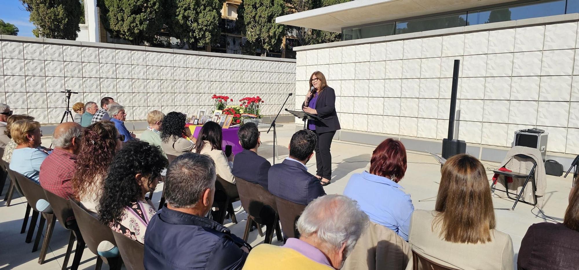 Homenaje de Tavernes de la Valldigna a los fusilados en Paterna