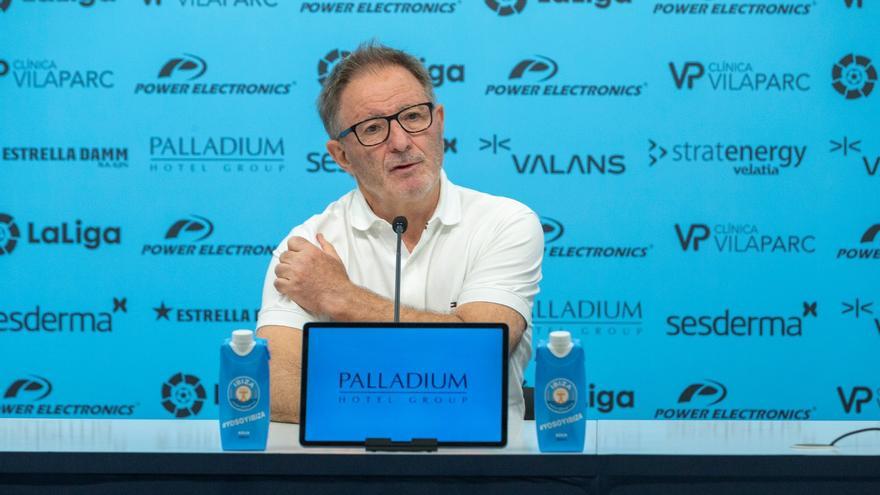 Anquela, técnico de la UD Ibiza: &quot;Vamos a Palencia con el mejor equipo que tenemos para este partido. Sin ninguna excusa&quot;